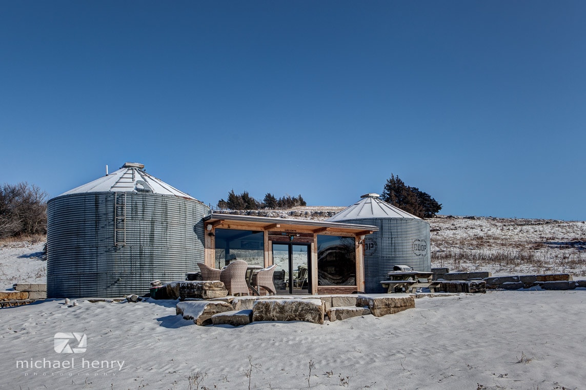 Cabane de Konza — Deux Silos à Grain Reliés — photo 3