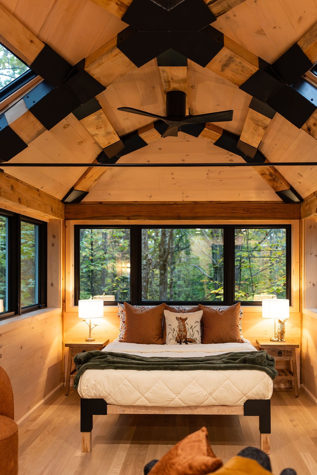 Copper Fox Treehouse — photo 3