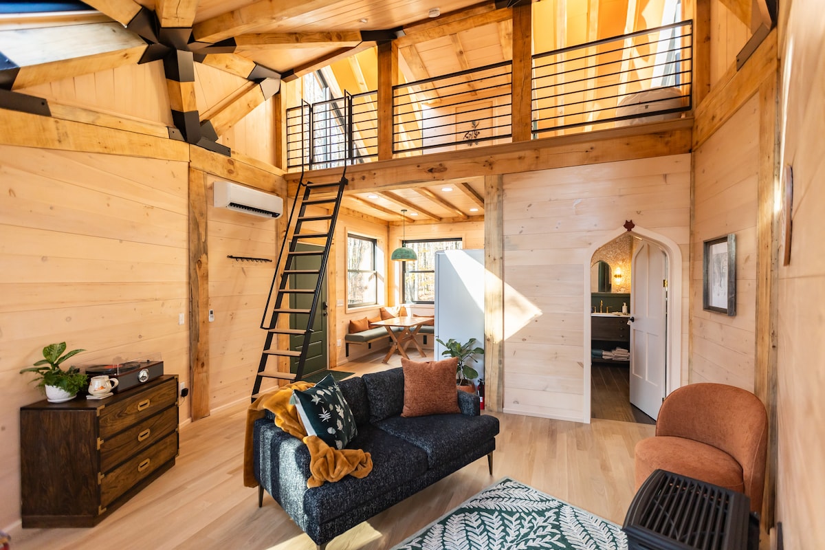 Copper Fox Treehouse — photo 11