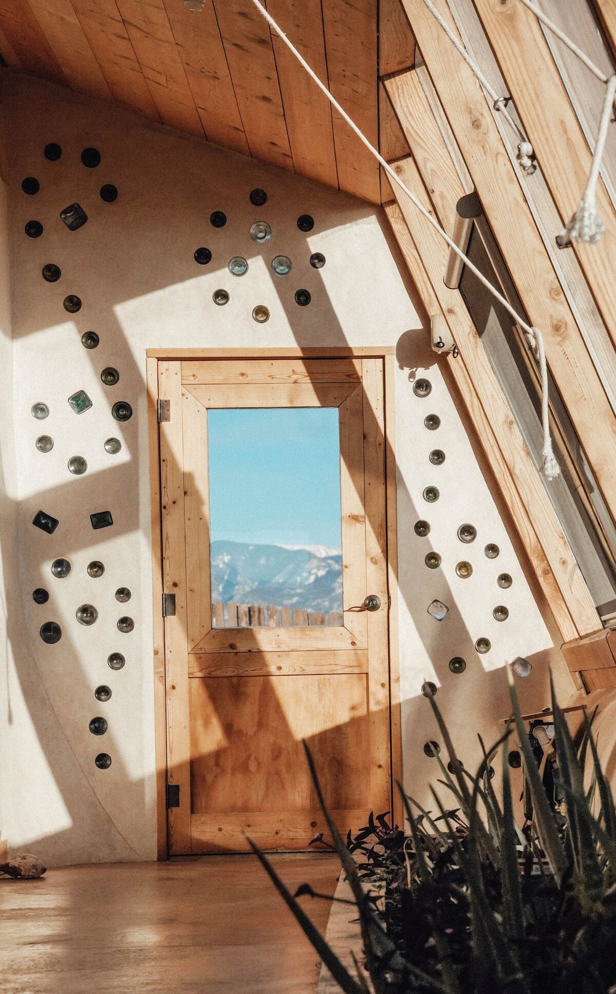 Taos Mesa Studio Earthship — photo 11