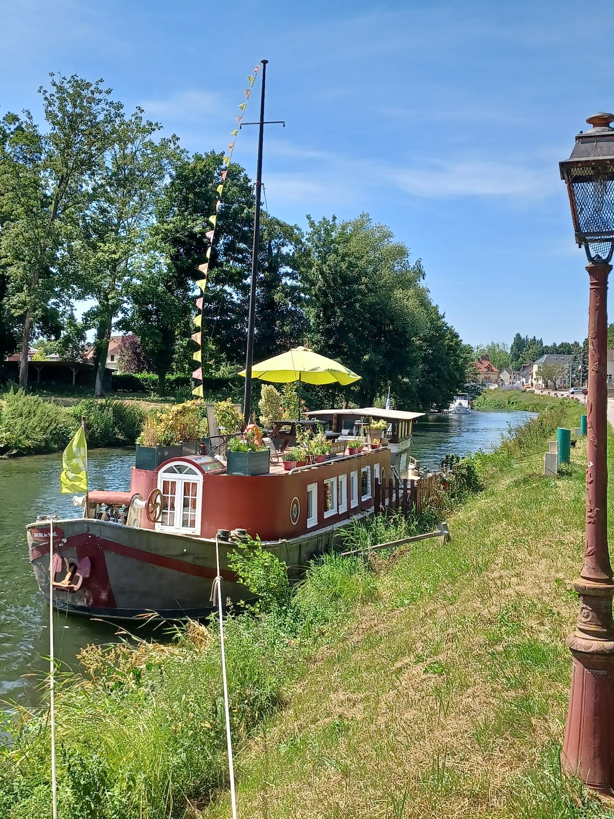 Péniche Arche de Noé — Sur la Somme