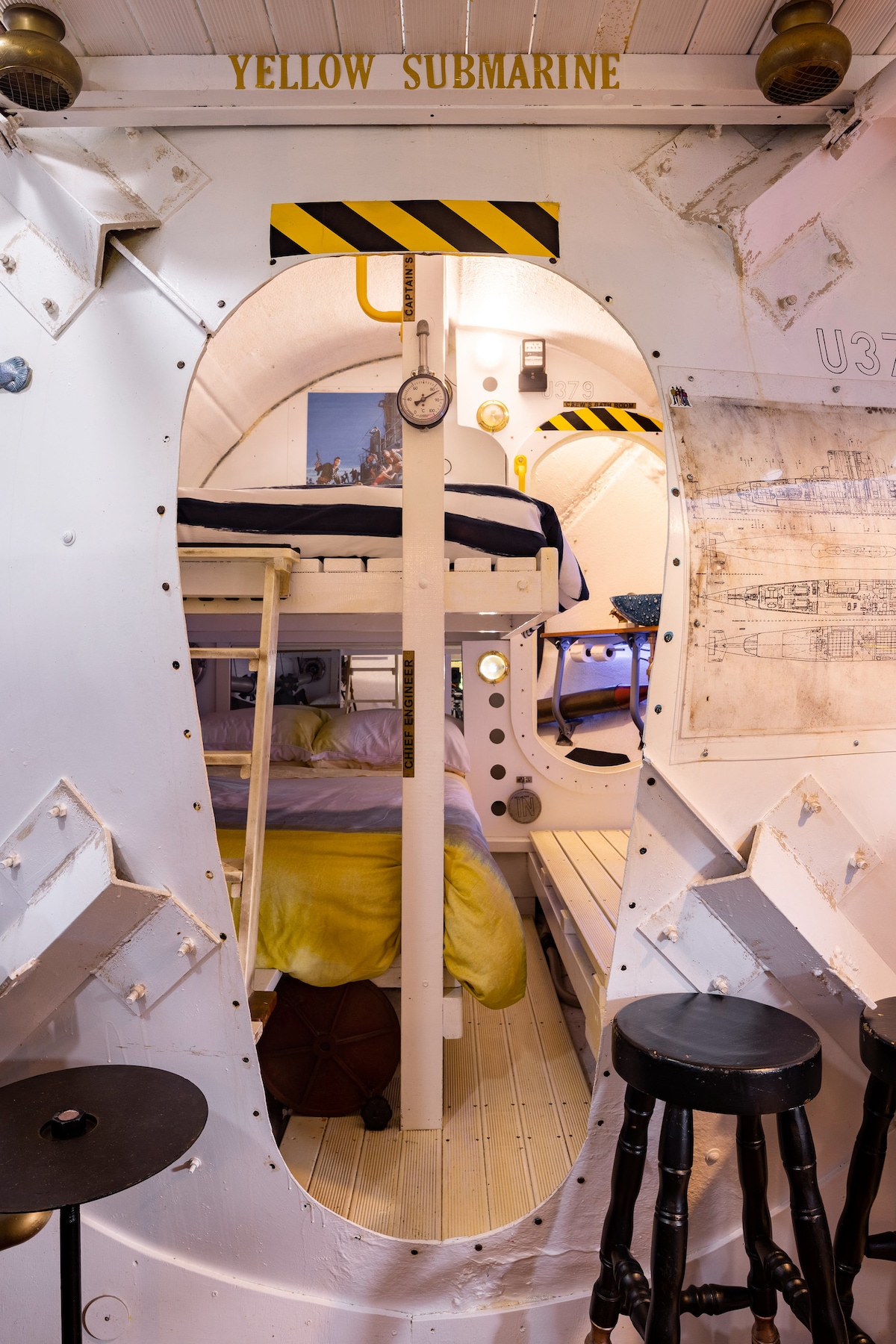 Le Sous-Marin Jaune — photo 8