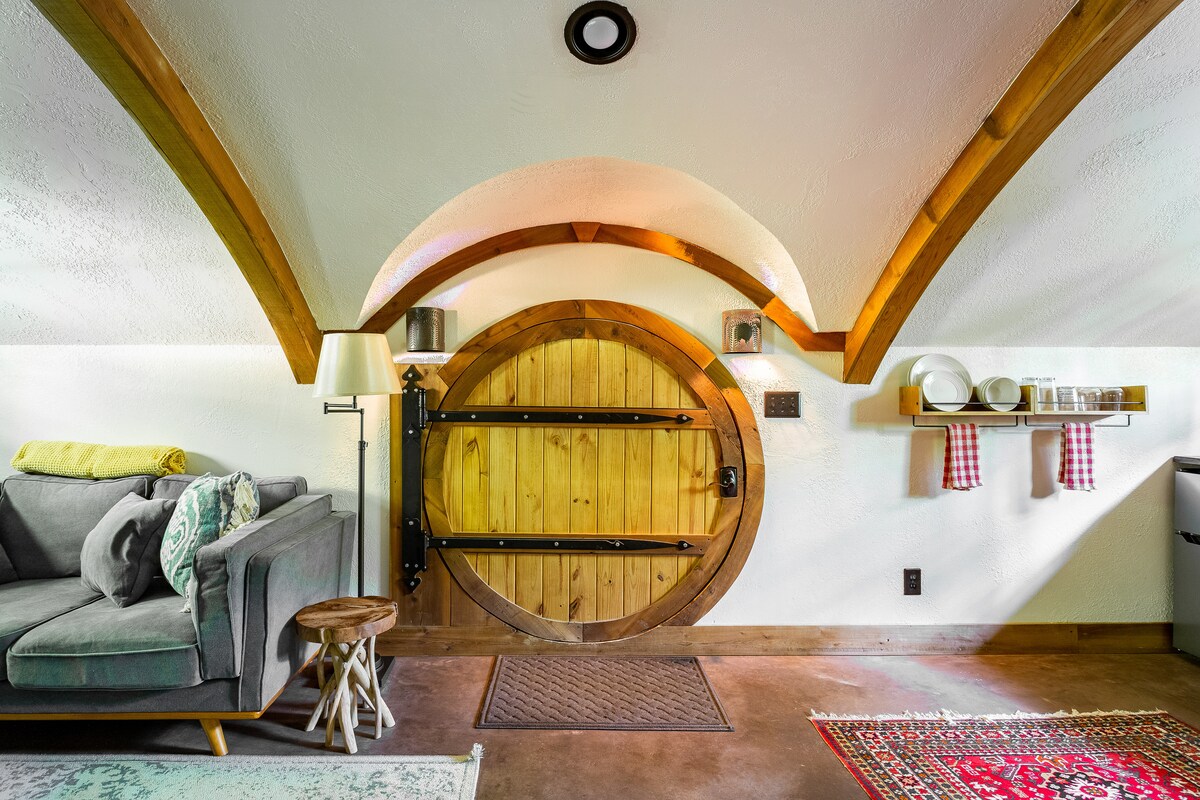 Wee Nook — The Hobbit Hole — photo 4