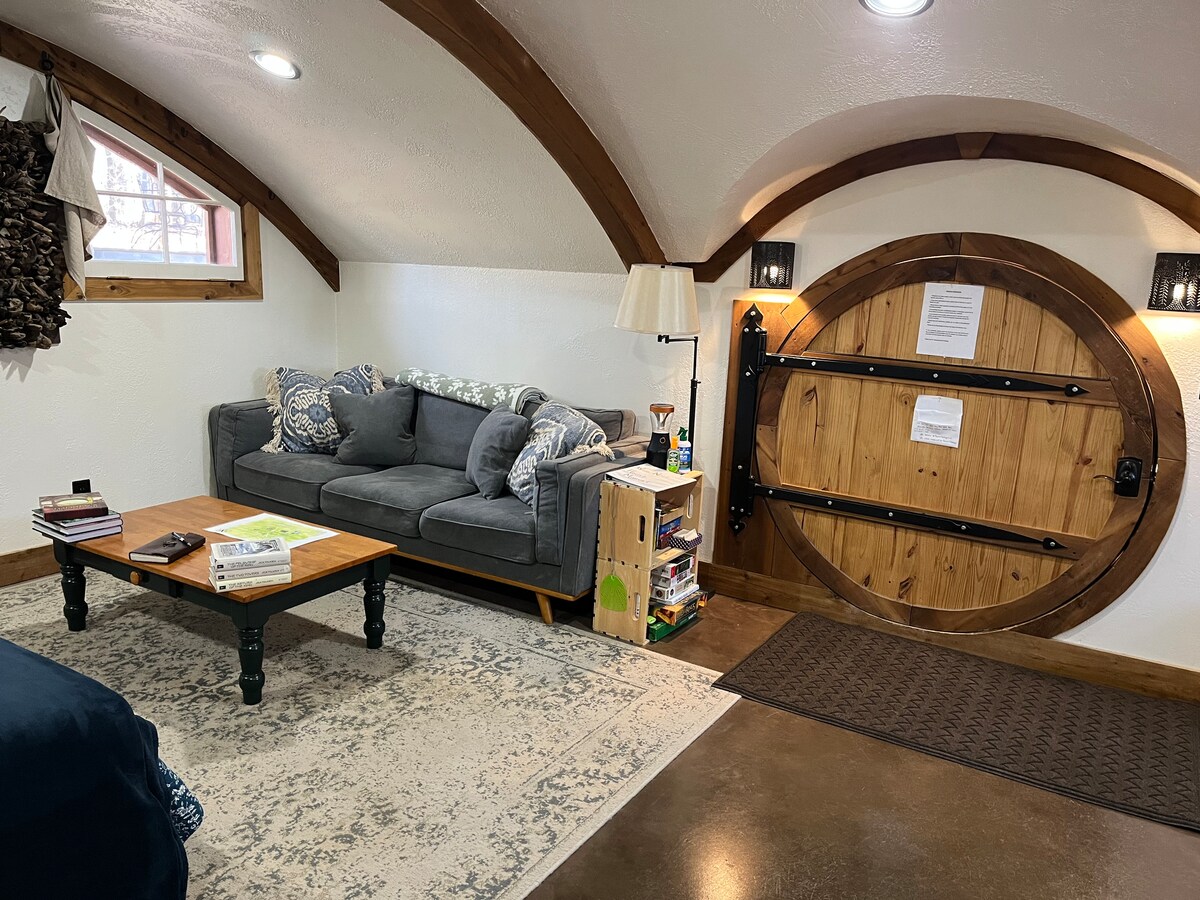 Wee Nook — The Hobbit Hole — photo 5